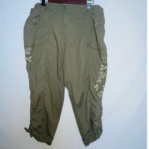 Chico's Embroidered Rouched Crop Pants - Women's Size 2.5 (14 or Large) - Olive
